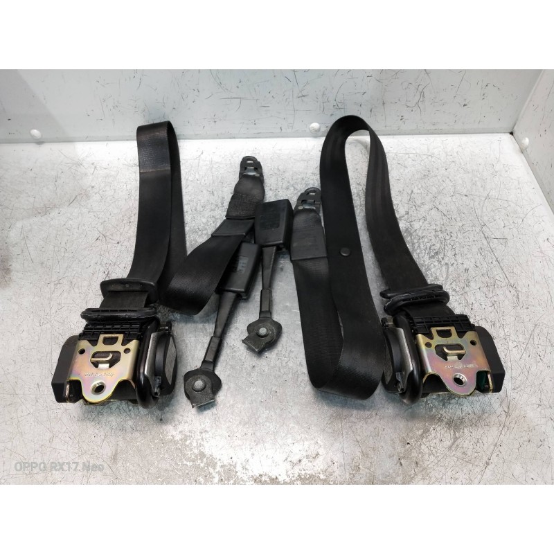 Recambio de juego cinturones delantero para audi a4 avant (8e) 1.9 tdi (96kw) referencia OEM IAM   5P
