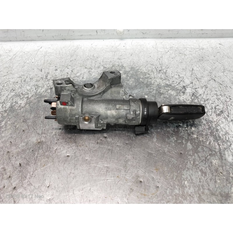 Recambio de conmutador de arranque para audi a4 avant (8e) 1.9 tdi (96kw) referencia OEM IAM 4B0905851G  