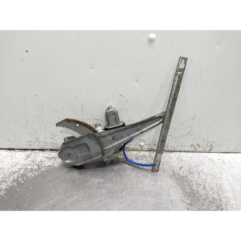 Recambio de elevalunas trasero derecho para honda accord berlina (cg7-9/ch1-7) referencia OEM IAM EA00960  4P
