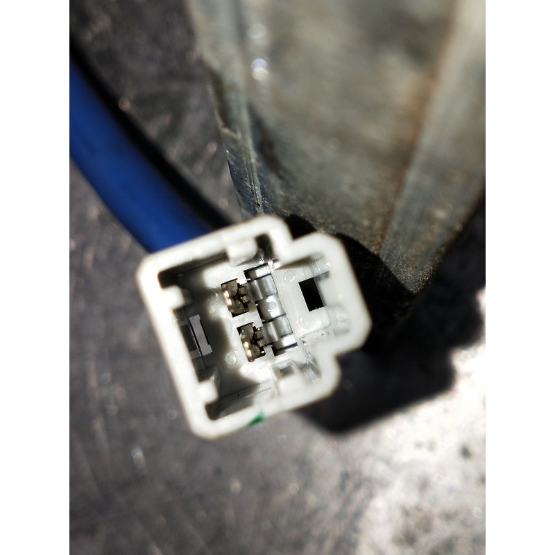 Recambio de elevalunas trasero derecho para honda accord berlina (cg7-9/ch1-7) referencia OEM IAM EA00960  4P