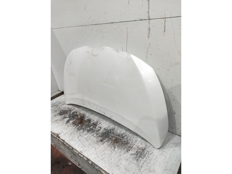 Recambio de capot para toyota verso 2.0 d-4d cat referencia OEM IAM   