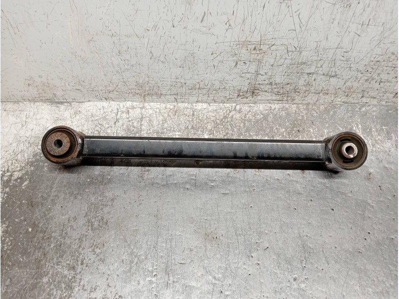 Recambio de brazo suspension inferior trasero derecho para jeep gr. cherokee (wh) referencia OEM IAM   