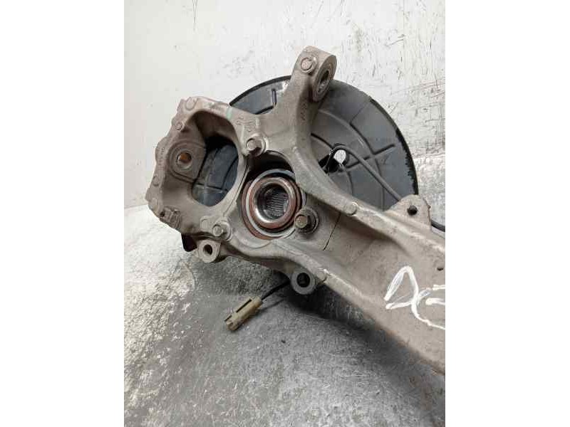 Recambio de mangueta delantera derecha para jeep gr. cherokee (wh) referencia OEM IAM   