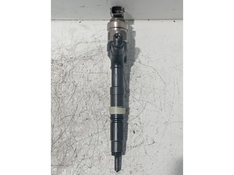 Recambio de inyector para toyota corolla verso (r1) 2.0 d-4d luna referencia OEM IAM 236700G010 01G24681 