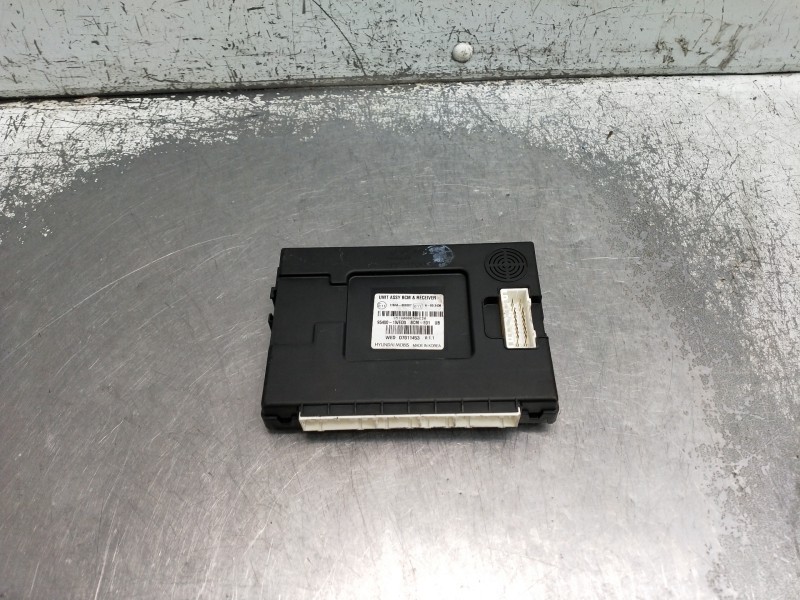 Recambio de modulo electronico para kia rio (yb) attract referencia OEM IAM 954001WED0 07011453 