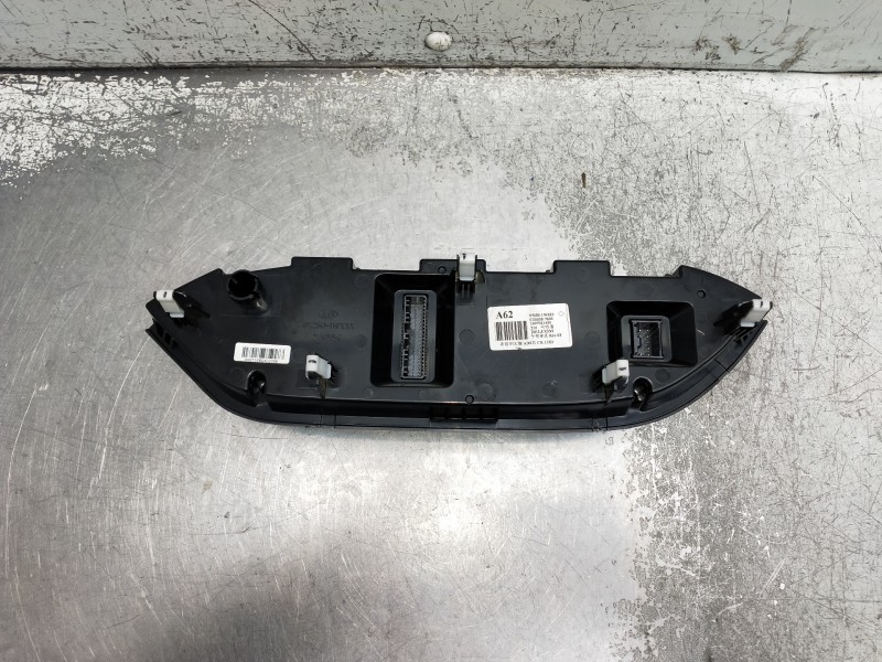 Recambio de mando calefaccion / aire acondicionado para kia rio (yb) attract referencia OEM IAM 972501W620 C200357600 1507021430