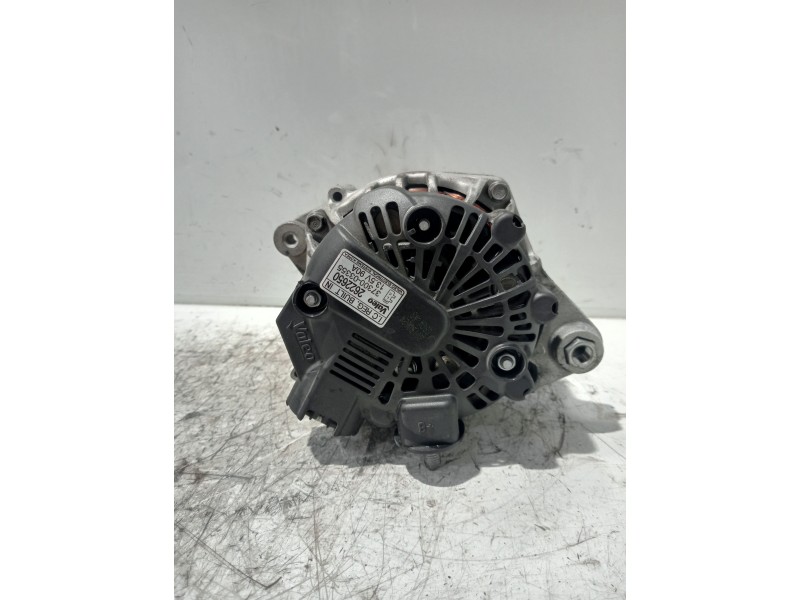 Recambio de alternador para kia rio (yb) attract referencia OEM IAM 2622650 3730003355 