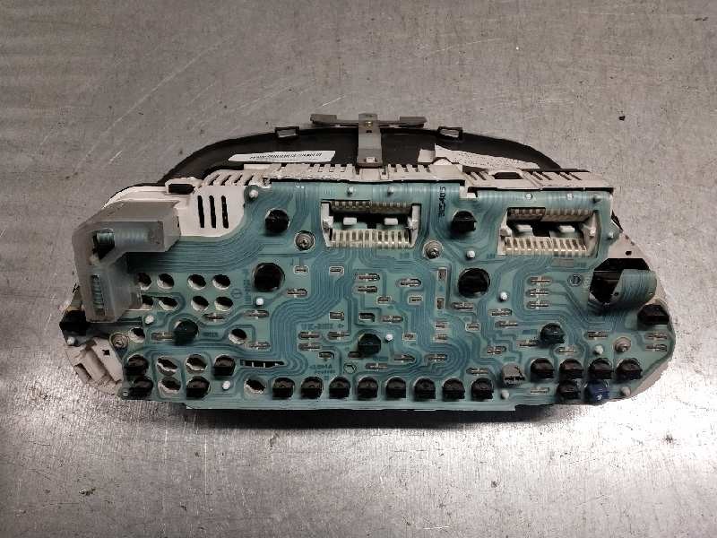 Recambio de cuadro instrumentos para volvo v40 familiar 1.9 turbodiesel referencia OEM IAM 30857484F OP0244001  Recambio de cuadro instrumentos para volvo v40 familiar 1.9 turbodiesel referencia OEM IAM 30857484F OP0244001