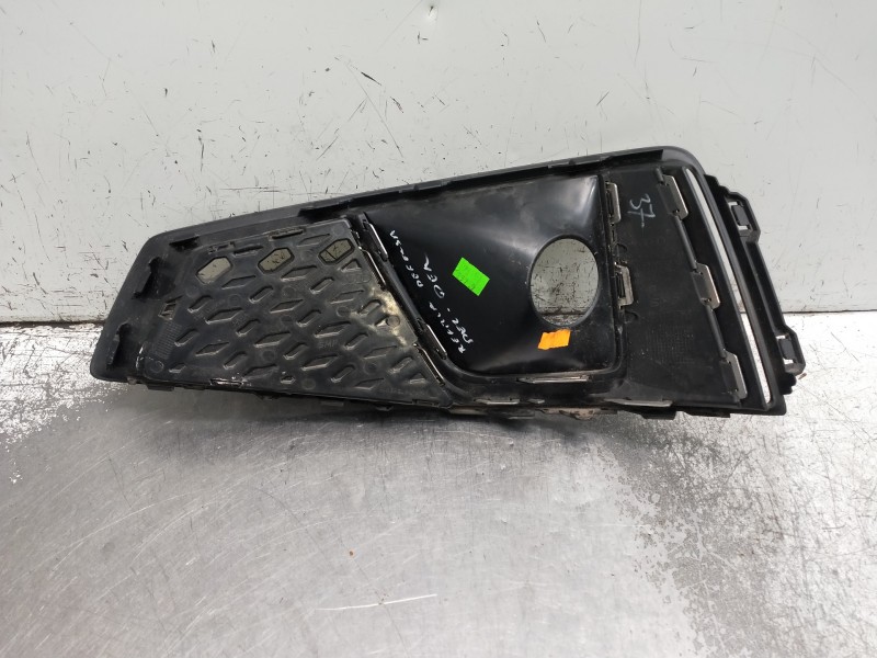 Recambio de rejilla paragolpes delantero para audi a4 avant (8wd) referencia OEM IAM   
