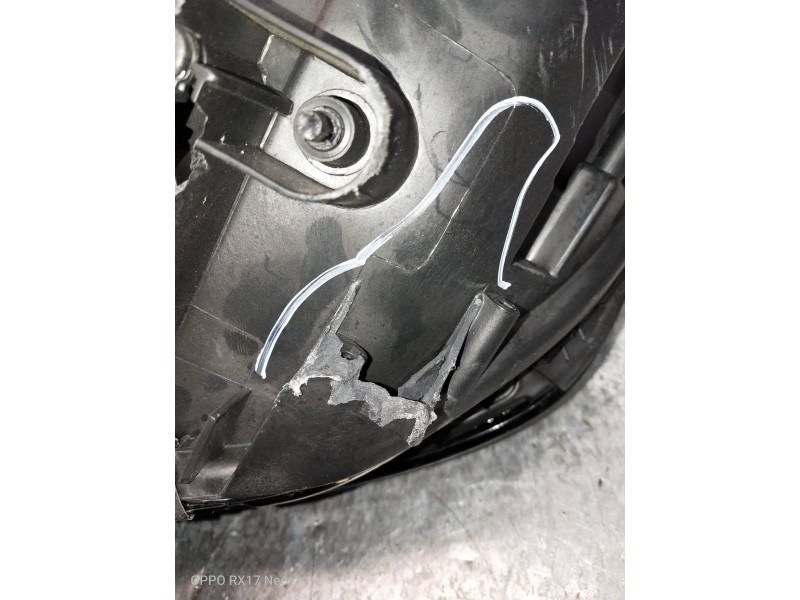 Recambio de faro derecho para audi a4 avant (8wd) referencia OEM IAM 8W0941034 030129623200 TODAS PATILLA ROTAS