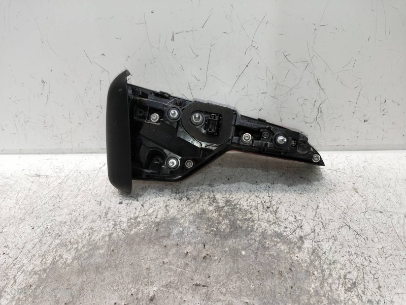 Recambio de piloto trasero derecho interior para audi a4 avant (8wd) referencia OEM IAM 8W9945094D 81510221 
