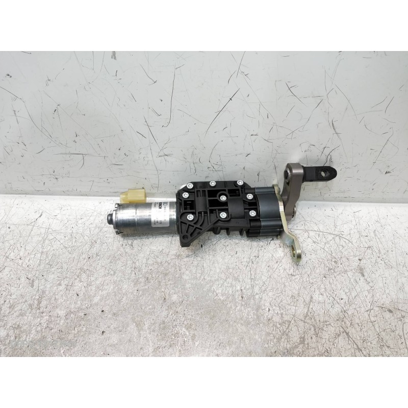 Recambio de motor cierre centralizado porton para audi a4 avant (8wd) referencia OEM IAM 1397221037 8W9827852A. 0390204156 5P