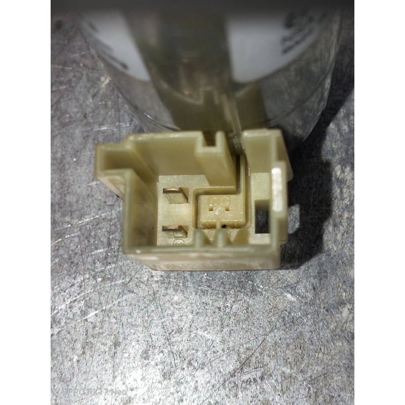 Recambio de motor cierre centralizado porton para audi a4 avant (8wd) referencia OEM IAM 1397221037 8W9827852A. 0390204156 5P