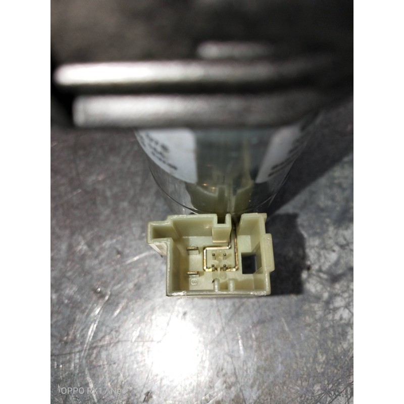 Recambio de motor cierre centralizado porton para audi a4 avant (8wd) referencia OEM IAM 8W9827851A 1397221109 0390204155 5P