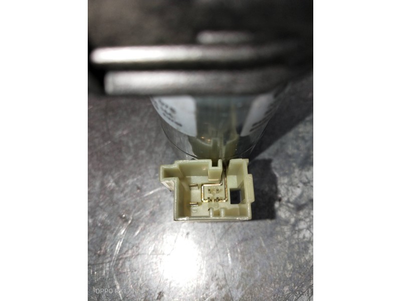 Recambio de motor cierre centralizado porton para audi a4 avant (8wd) referencia OEM IAM 8W9827851A 1397221109 0390204155 5P