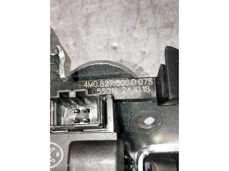 Recambio de motor cierre centralizado porton para audi a4 avant (8wd) referencia OEM IAM 4M0827506D  5P