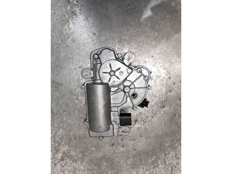 Recambio de motor cierre centralizado porton para audi a4 avant (8wd) referencia OEM IAM 3V5827887B  5P