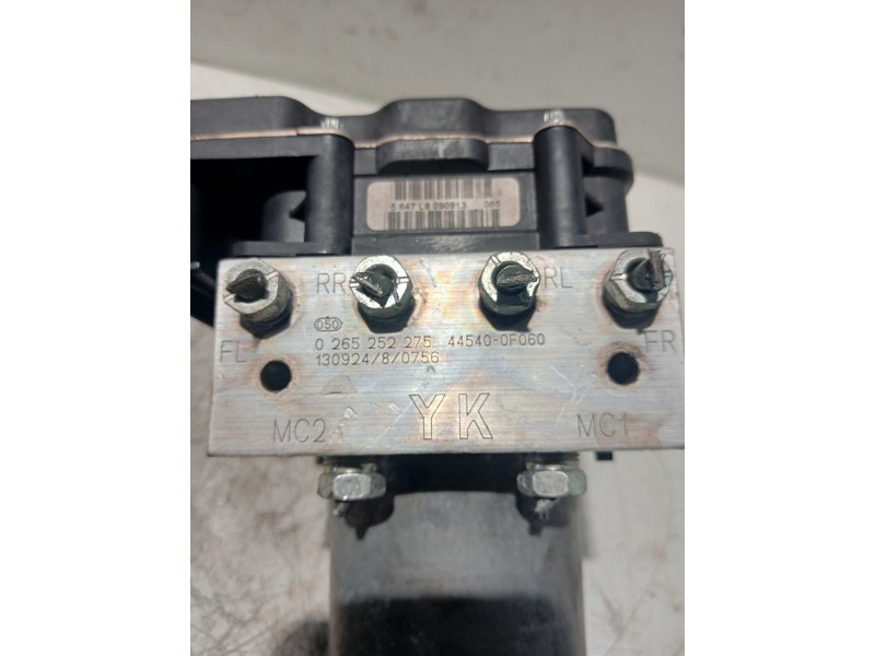 Recambio de abs para toyota verso 2.0 d-4d cat referencia OEM IAM 0265951990 0265252275 445400F060