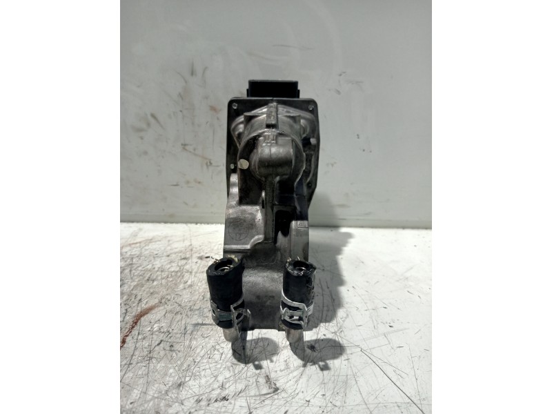 Recambio de valvula egr para toyota verso 2.0 d-4d cat referencia OEM IAM 258000R010 VN1501000043 