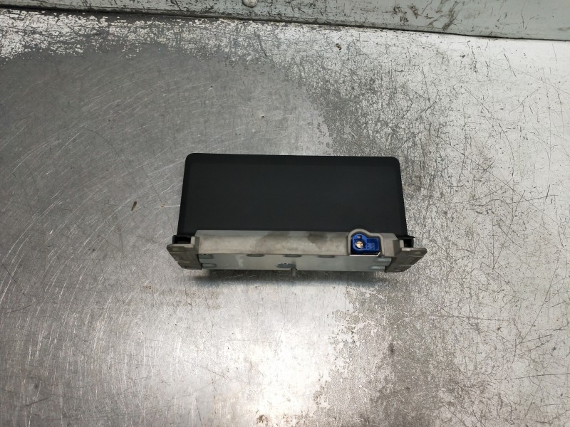 Recambio de pantalla multifuncion para audi a4 avant (8wd) referencia OEM IAM 8W1919605  