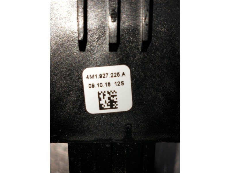 Recambio de mando multifuncion para audi a4 avant (8wd) referencia OEM IAM 4W1927225A  