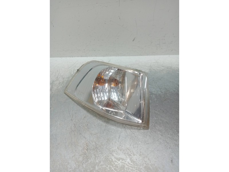 Recambio de piloto delantero derecho para volvo s40 berlina 1.8i referencia OEM IAM 30865563  