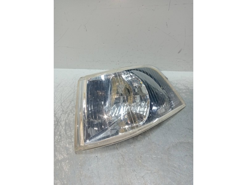 Recambio de piloto delantero izquierdo para volvo s40 berlina 1.8i referencia OEM IAM   