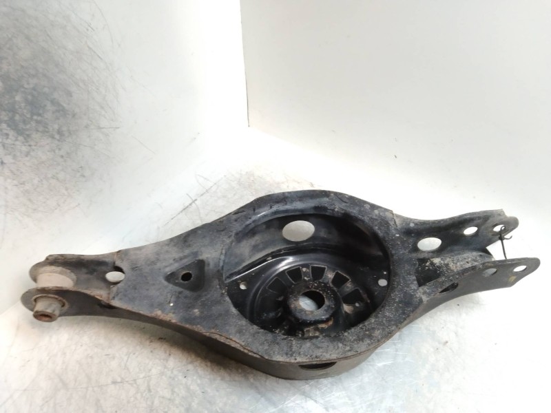Recambio de brazo suspension inferior trasero derecho para nissan murano (z50) 3.5 v6 cat referencia OEM IAM   