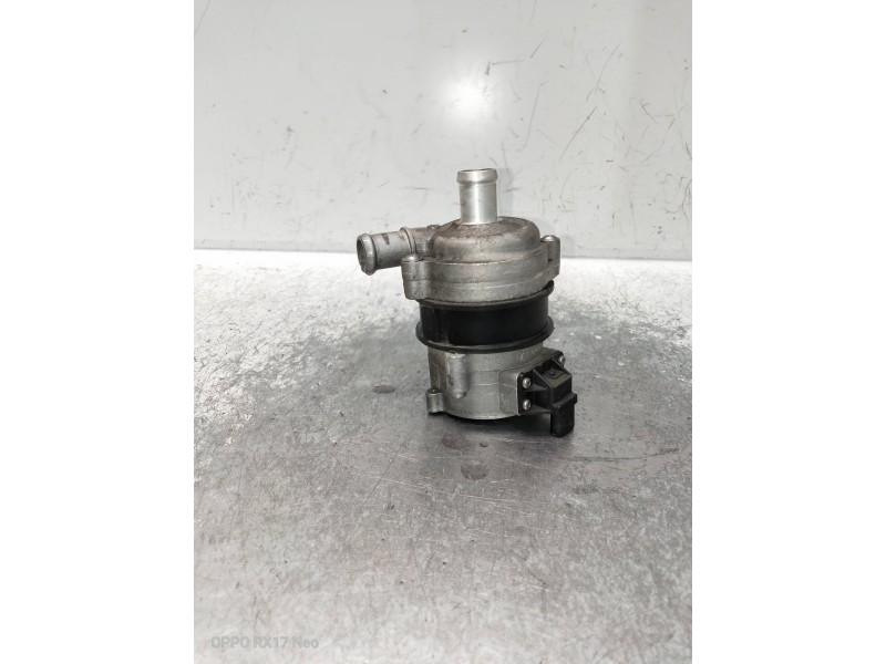 Recambio de bomba agua para audi a4 avant (8wd) referencia OEM IAM 4H0965567A  