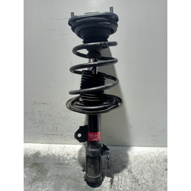 Recambio de amortiguador delantero derecho para toyota verso 2.0 d-4d cat referencia OEM IAM 3358005  