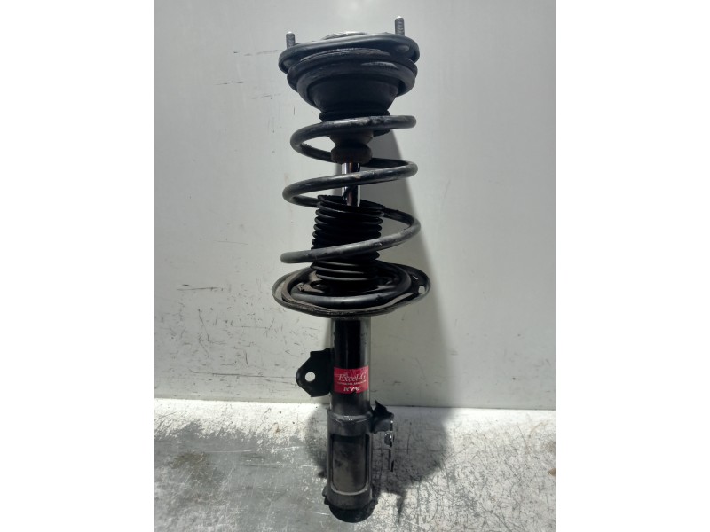 Recambio de amortiguador delantero derecho para toyota verso 2.0 d-4d cat referencia OEM IAM 3358005  