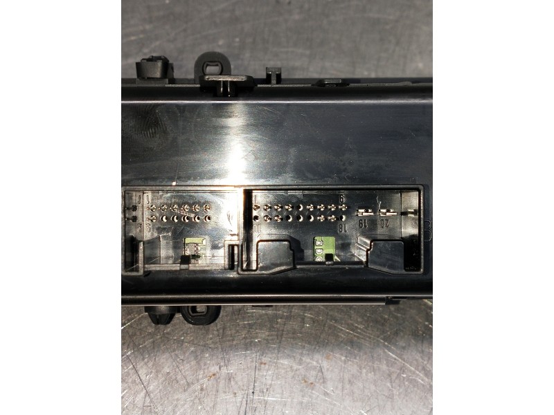 Recambio de mando calefaccion / aire acondicionado para audi a4 avant (8wd) referencia OEM IAM 8W0820043S 5HB0134725 