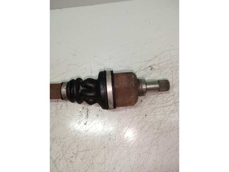 Recambio de transmision delantera izquierda para peugeot 208 allure referencia OEM IAM   