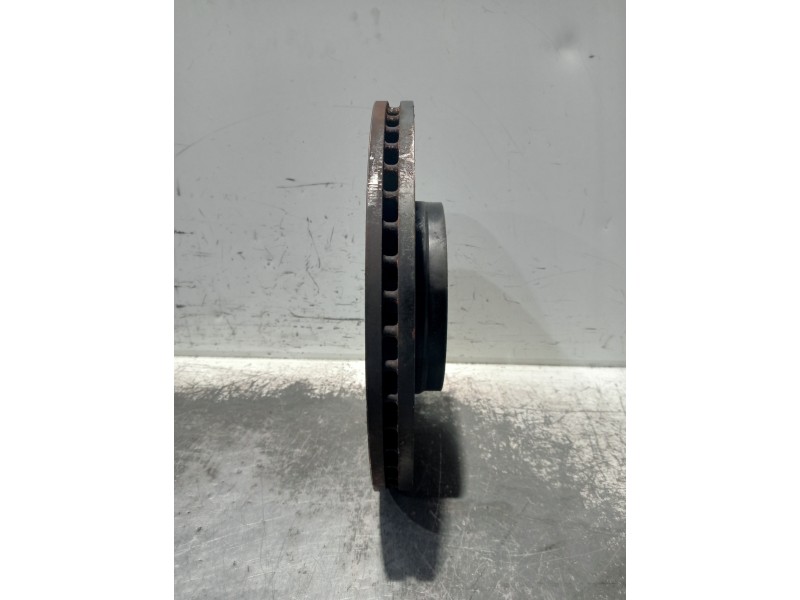 Recambio de disco freno delantero para toyota verso 2.0 d-4d cat referencia OEM IAM   