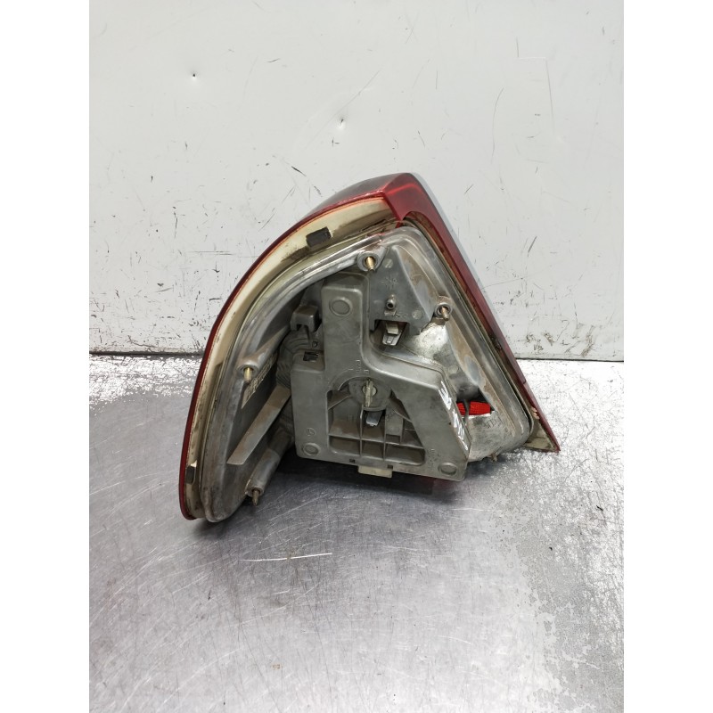 Recambio de piloto trasero derecho para mercedes clase c (w202) berlina 250 td (202.128) referencia OEM IAM 2028201264R  