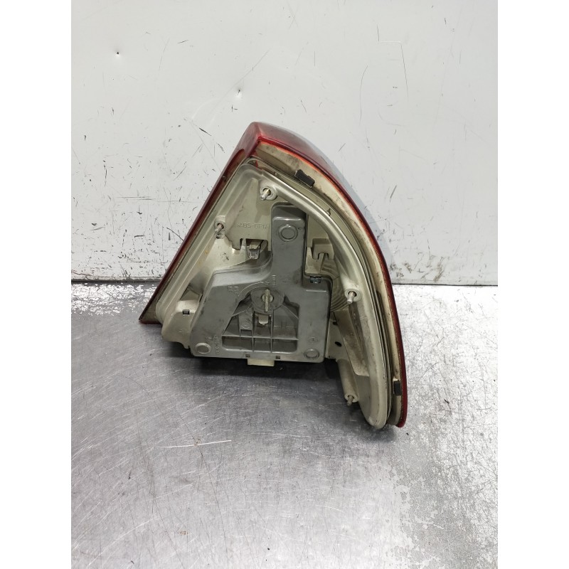 Recambio de piloto trasero izquierdo para mercedes clase c (w202) berlina 250 td (202.128) referencia OEM IAM 2028200964L  