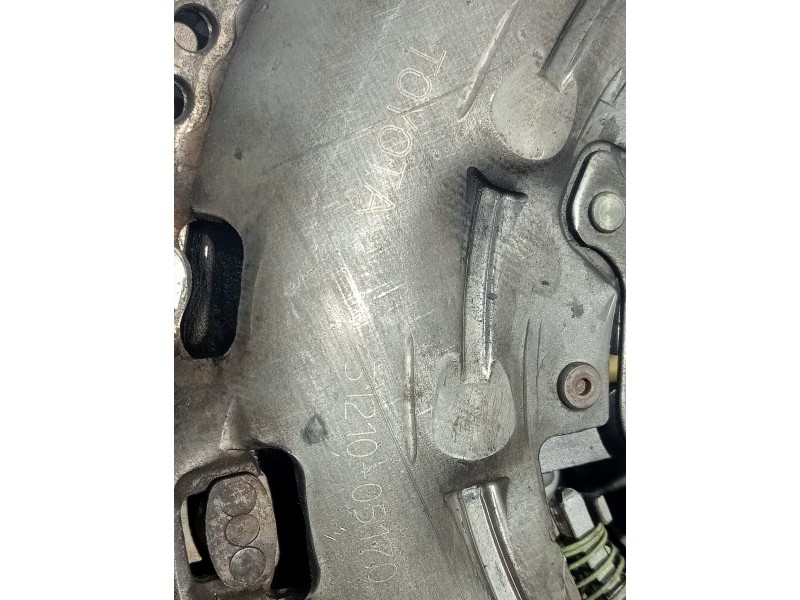 Recambio de kit embrague para toyota verso 2.0 d-4d cat referencia OEM IAM 3121005170 3125005210 