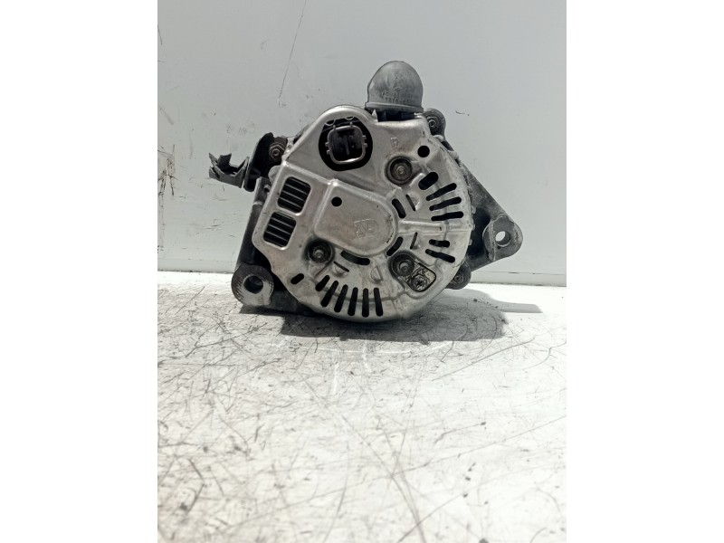 Recambio de alternador para honda accord berlina (cg7-9/ch1-7) referencia OEM IAM TN1022111010 CJV01 
