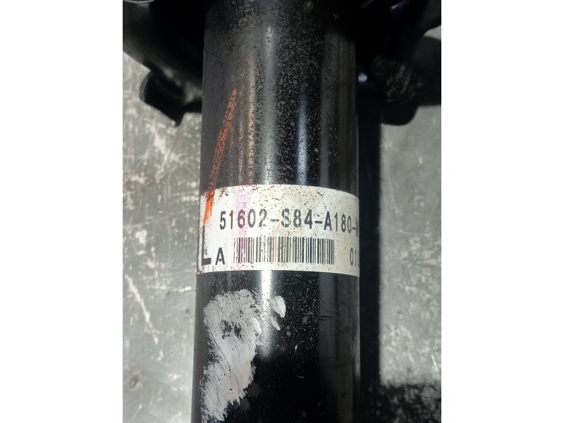 Recambio de amortiguador delantero izquierdo para honda accord berlina (cg7-9/ch1-7) referencia OEM IAM 51602S84A180 010824 