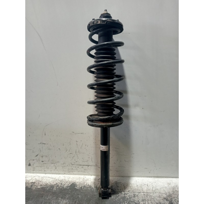 Recambio de amortiguador trasero izquierdo para honda accord berlina (cg7-9/ch1-7) referencia OEM IAM 52610S84A060 010822 