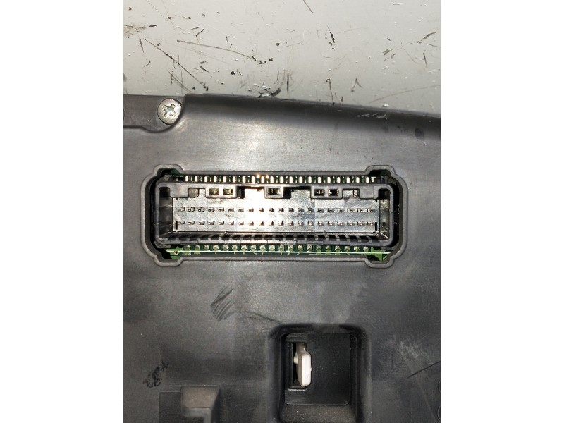 Recambio de cuadro instrumentos para toyota verso 2.0 d-4d cat referencia OEM IAM 838000F370 MB2574705103 