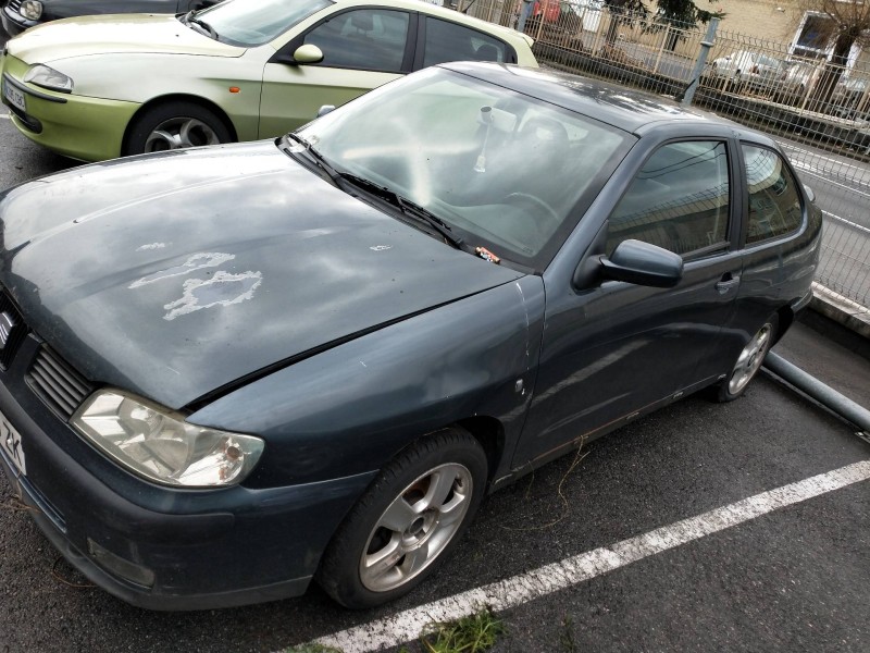 seat cordoba berlina (6k2) del año 2000