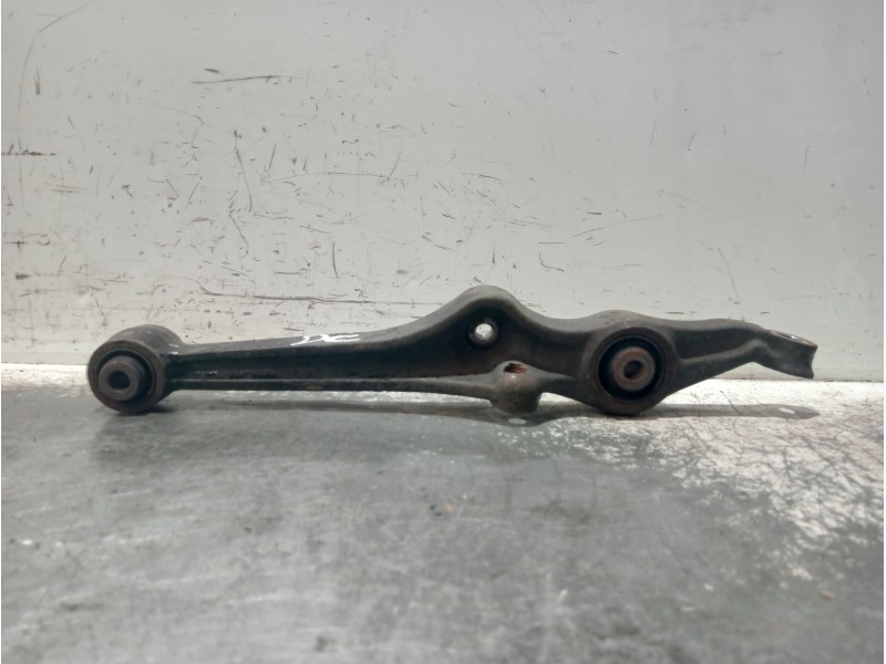 Recambio de brazo suspension inferior delantero derecho para honda accord berlina (cg7-9/ch1-7) referencia OEM IAM 51355S84A00  
