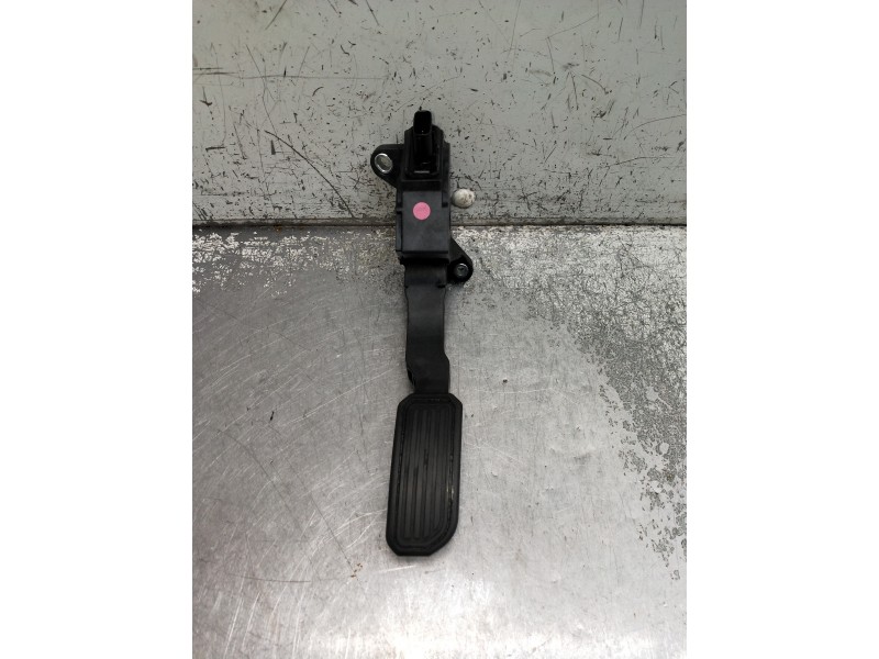 Recambio de potenciometro pedal para toyota verso 2.0 d-4d cat referencia OEM IAM   