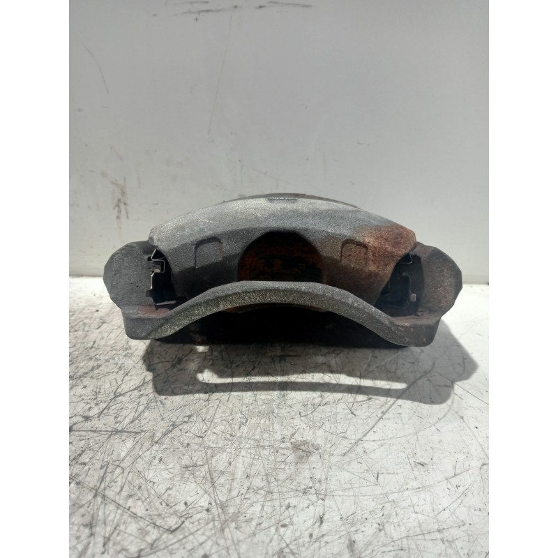 Recambio de pinza freno delantera derecha para honda accord berlina (cg7-9/ch1-7) referencia OEM IAM 45018S84A00 06452S84505RM 