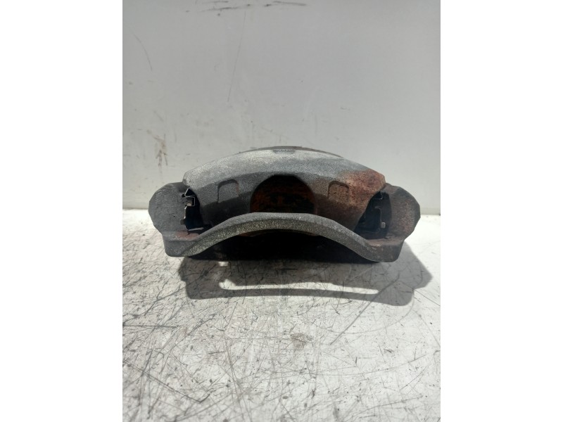 Recambio de pinza freno delantera derecha para honda accord berlina (cg7-9/ch1-7) referencia OEM IAM 45018S84A00 06452S84505RM 