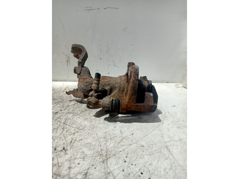 Recambio de pinza freno trasera derecha para honda accord berlina (cg7-9/ch1-7) referencia OEM IAM 43018S84A12  