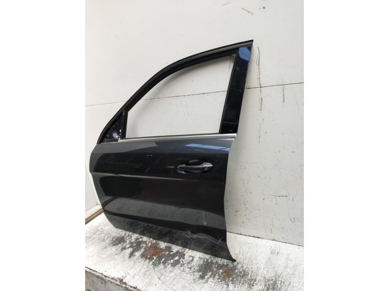 Recambio de puerta delantera izquierda para mercedes clase m (w166) referencia OEM IAM   5P