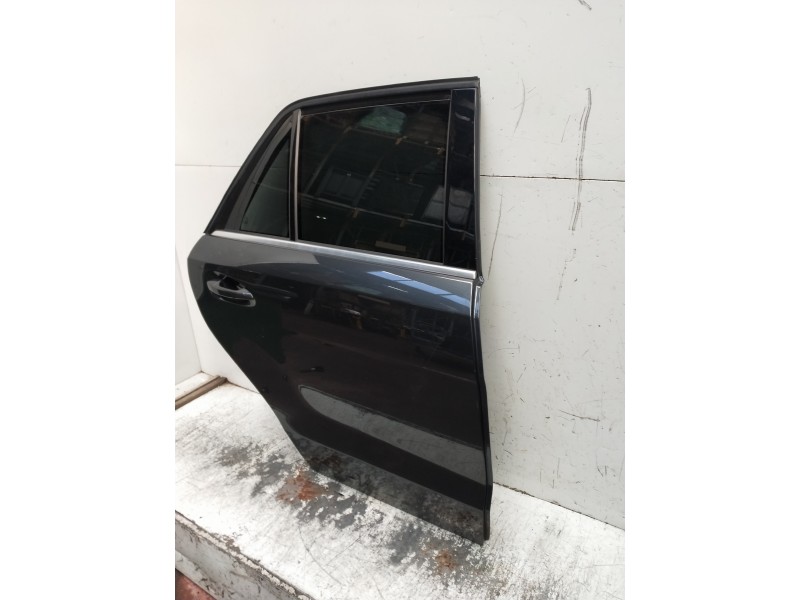 Recambio de puerta trasera derecha para mercedes clase m (w166) referencia OEM IAM   5P