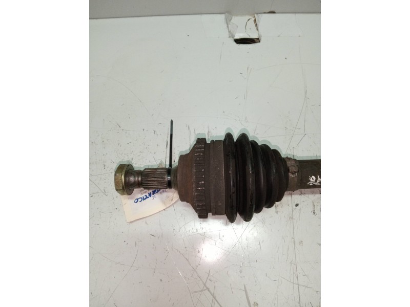 Recambio de transmision delantera derecha para peugeot 206 berlina xt referencia OEM IAM 9640626580 AUTOMATICO 